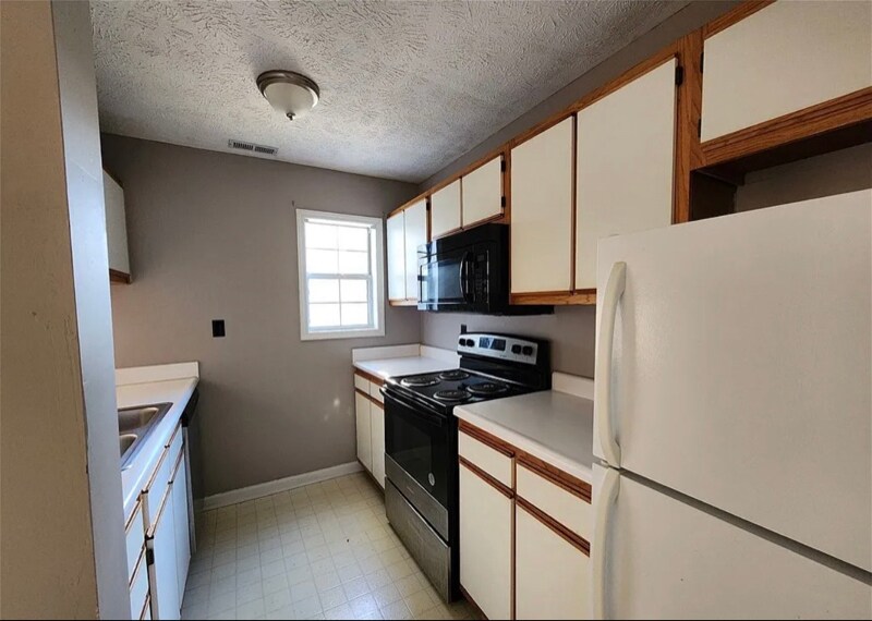 Building Photo - 201 Waterdown Dr