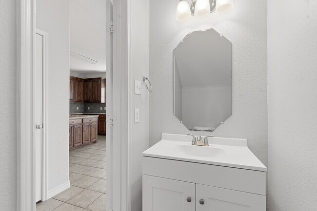 Building Photo - 12404 Pinestraw Rd