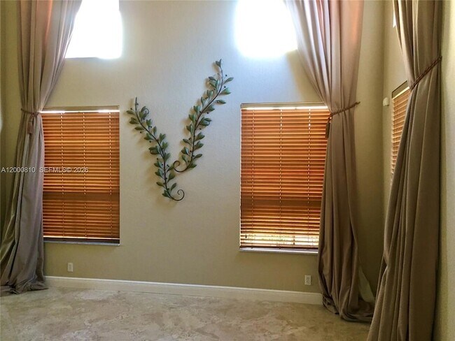 Building Photo - 7477 NW 114th Terrace