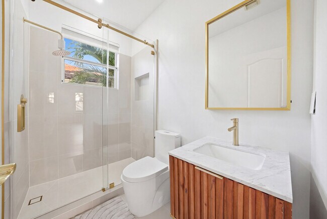 Building Photo - 16372 SW 62nd Ter