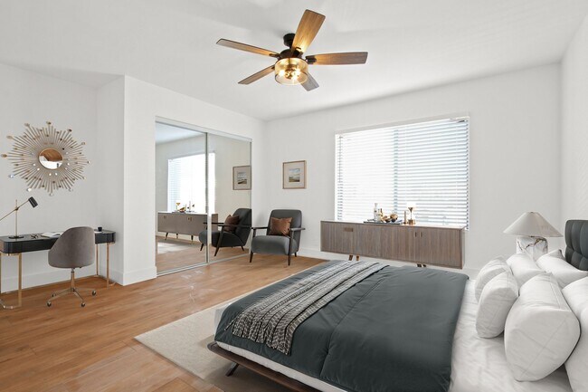 Building Photo - 14112 Yukon Ave