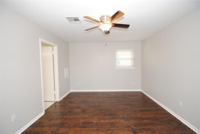 Building Photo - 10038 Briarwild Ln