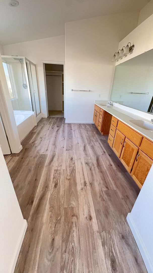 Building Photo - OPEN HOUSE SATURDAY 3/21/26 from 2:00-3:00pm