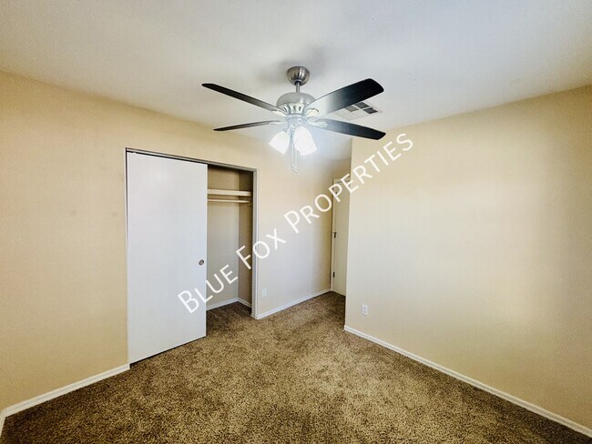 Building Photo - 4775 S Wild Rose Dr