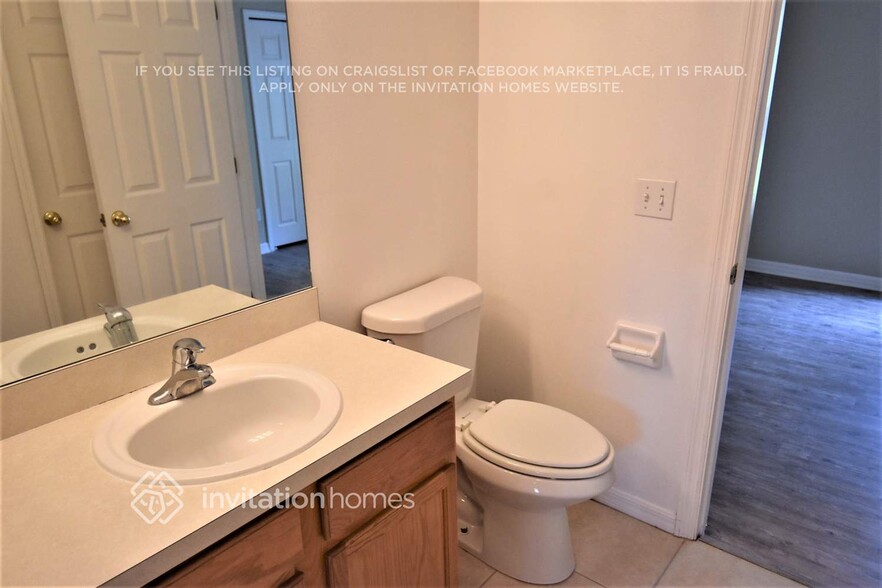Building Photo - 1760 Van Allen Cir