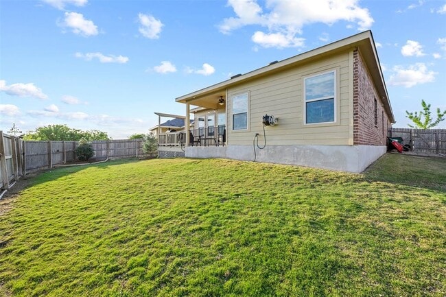 Building Photo - 489 Shale Cir
