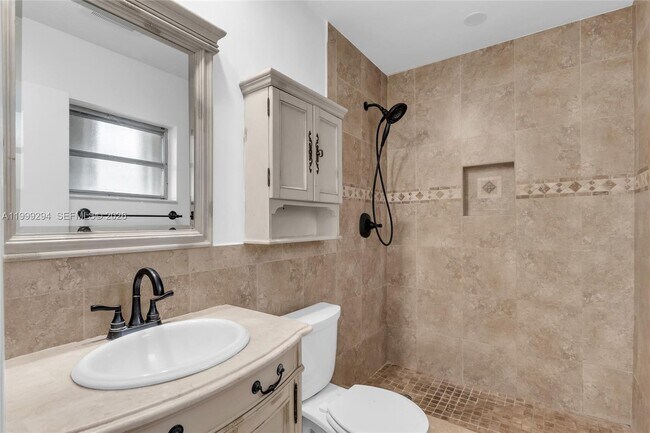 Building Photo - 1280 NW 49th St