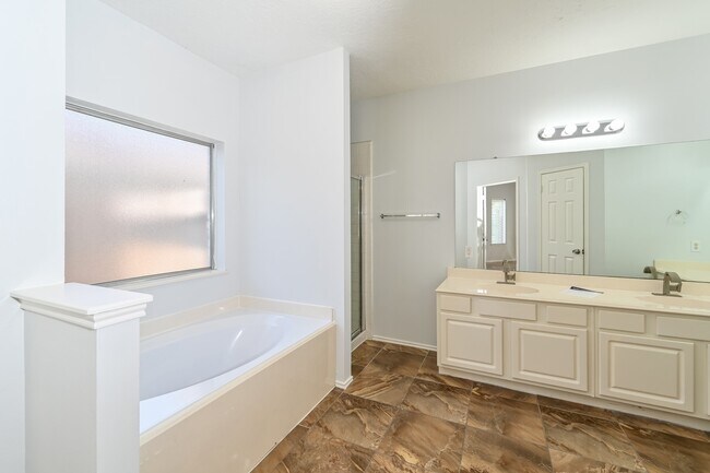 Building Photo - 11125 31st Ave N