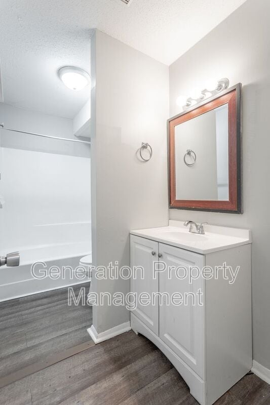 Building Photo - 113 Goodson Ave