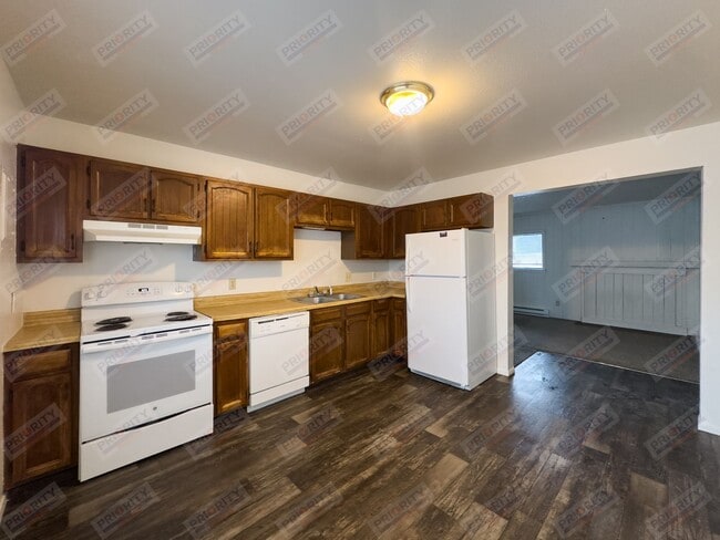 Building Photo - Ealges Nest Apartments