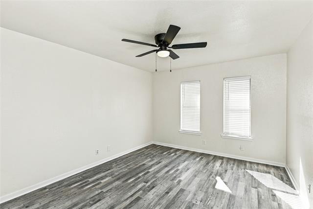 Building Photo - 308 Hickorywood St