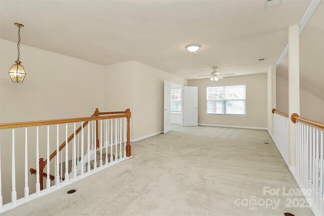 Building Photo - 10212 Jacobs Creek Dr