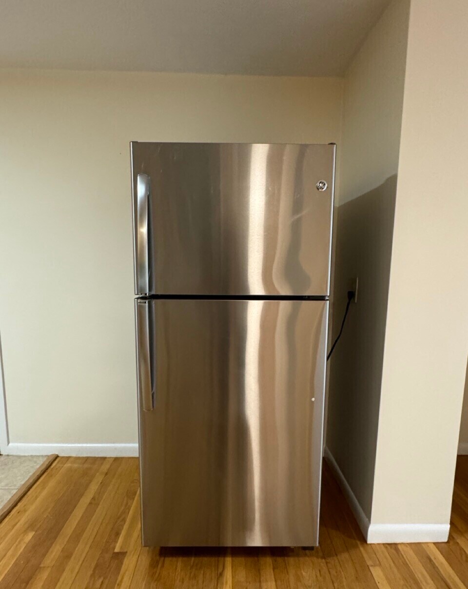 Building Photo - 94 Babcock St