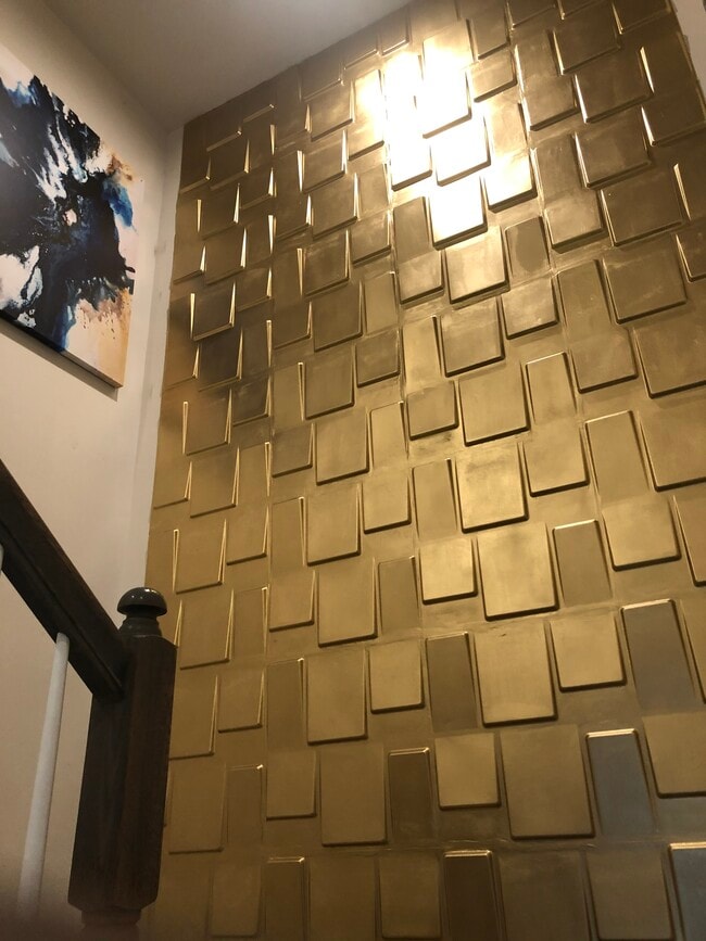 Accent wall in staircase - 3004 Ewell Ln
