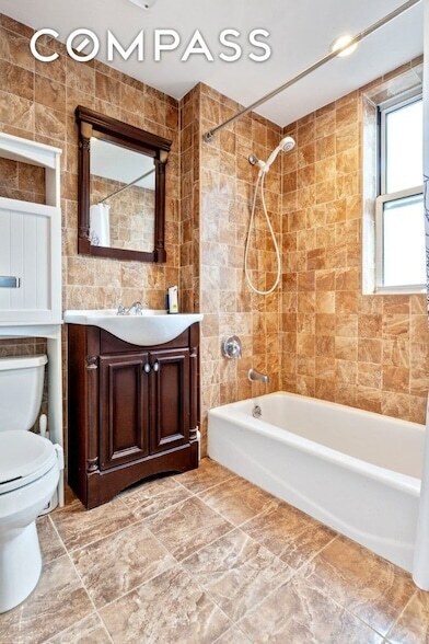 Building Photo - 603 W 148th St