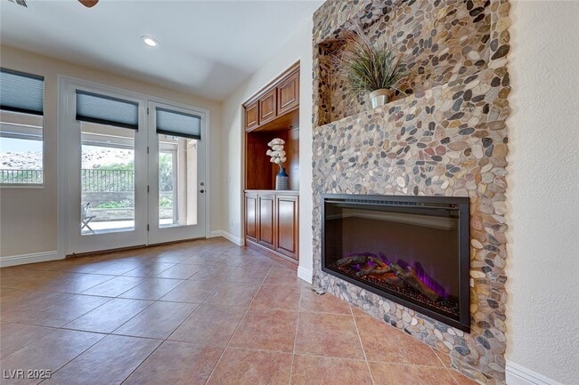 Building Photo - 1238 Calcione Dr