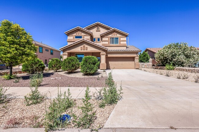 Building Photo - 5525 Valley Cedar Dr
