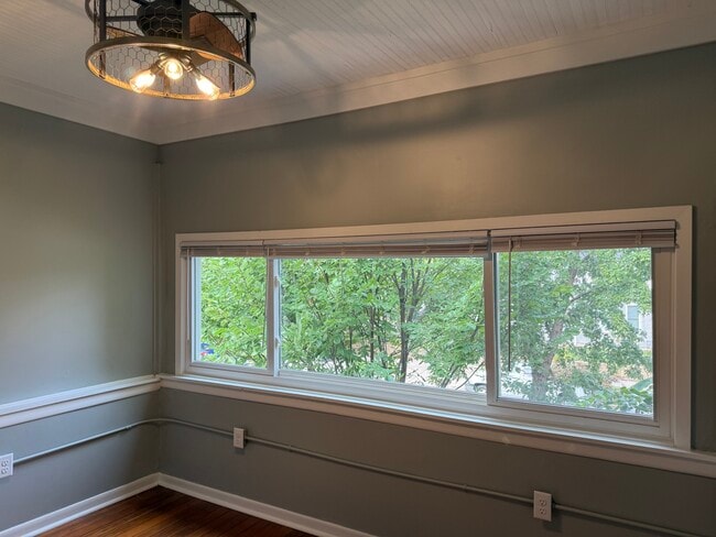 Building Photo - 780 Curfew St