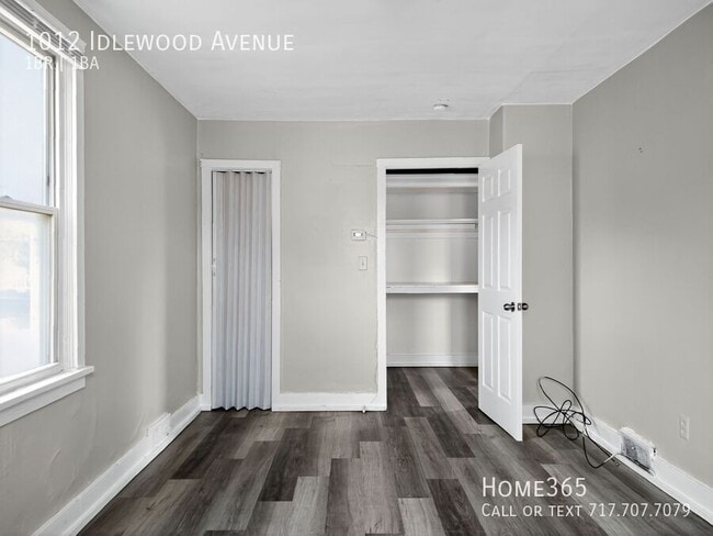 Building Photo - 1012 Idlewood Ave
