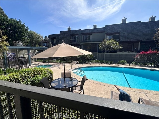 Building Photo - 4338 Glencoe Ave