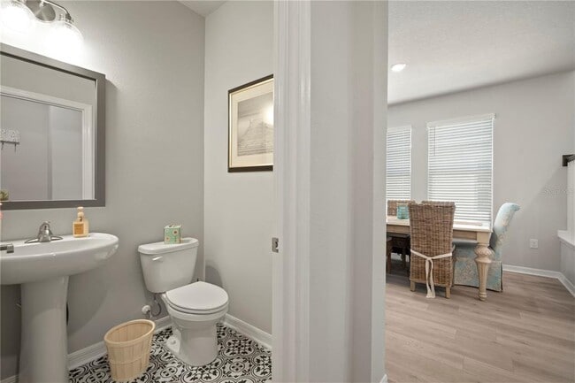 Building Photo - 5636 Silver Sun Dr