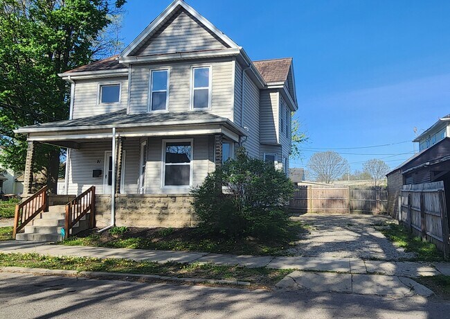 Building Photo - 91 Penney Ave