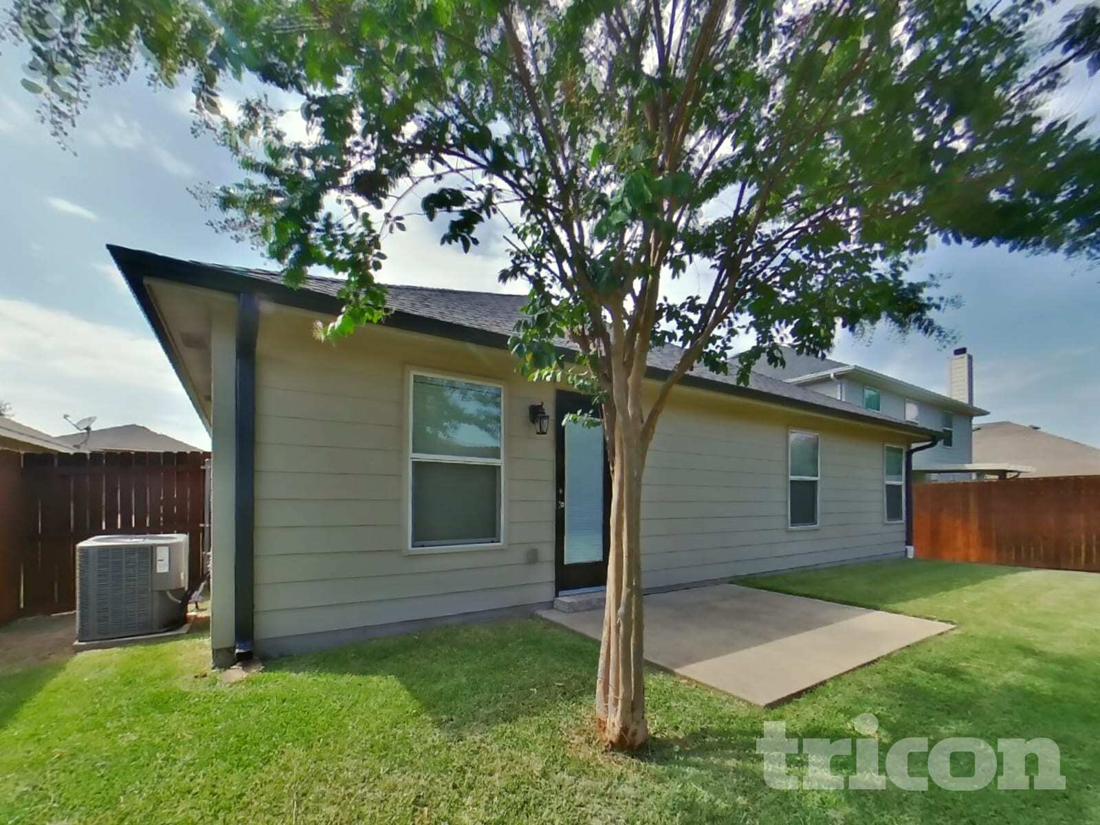Building Photo - 12632 Shady Cedar Dr