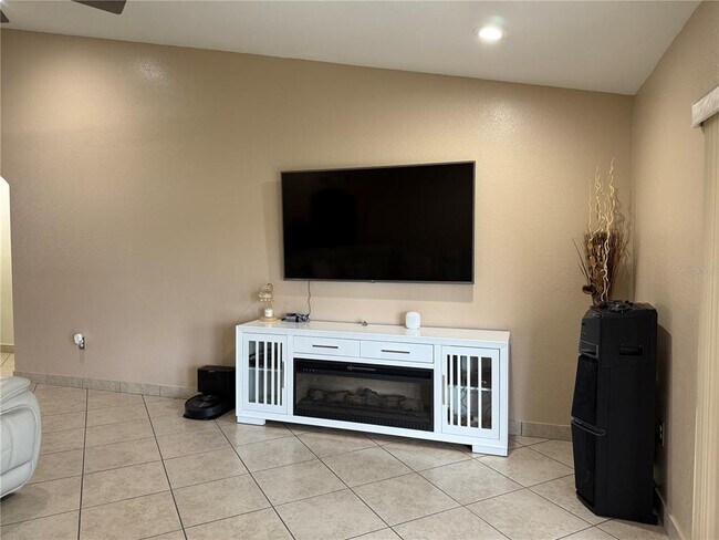 Building Photo - 6937 Minaxi Dr