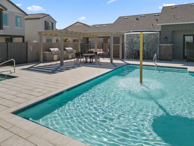 Building Photo - Ironwood Homes at River Run