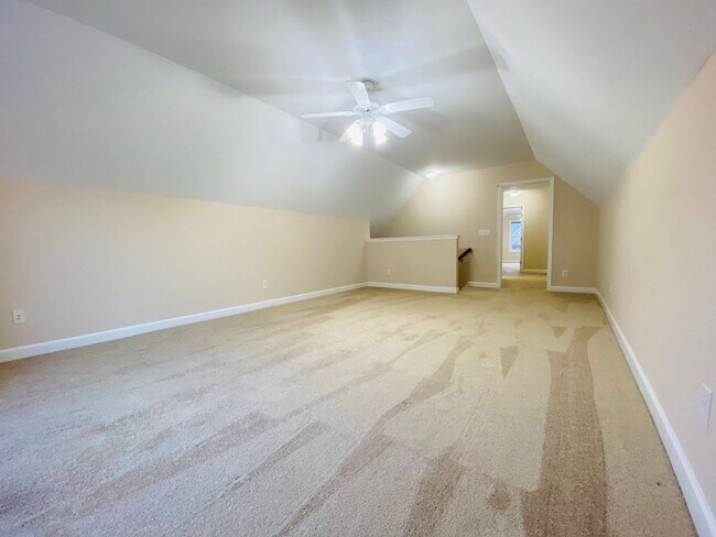 Building Photo - Luxury 3 Bedroom  Townhome in South Durham...