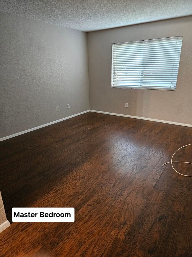 Building Photo - CONDO IN MESA DOBSON VILLAS
