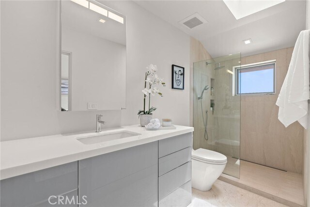 Building Photo - 900 Gainsborough Dr