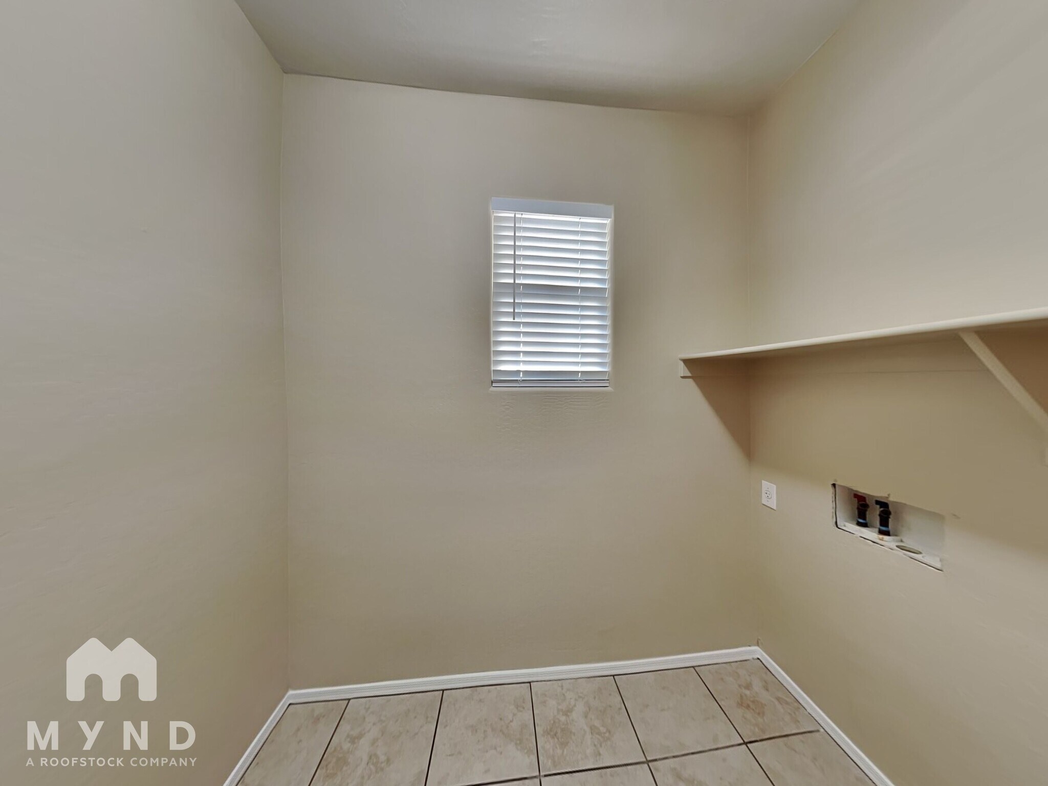 Building Photo - 4539 E Ivanhoe St