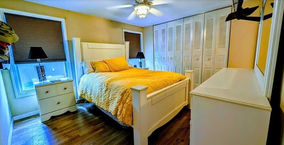 Building Photo - 18686 Van Nuys Cir