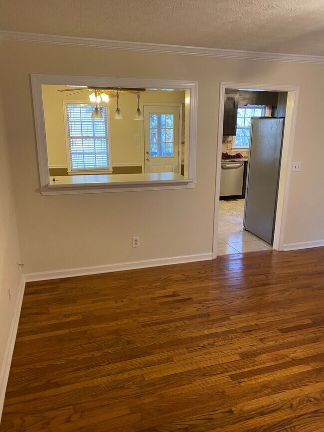 Building Photo - Watkinsville Gem! Cul-de-Sac + Creek Frontage in Cedar Hills