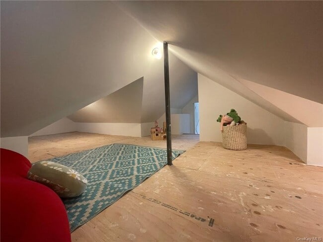 Building Photo - 17 Catskill Ave