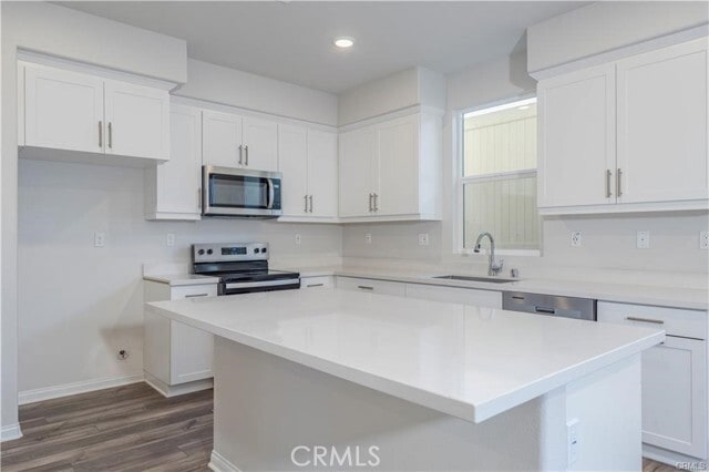 Building Photo - 466 Meyer Pl