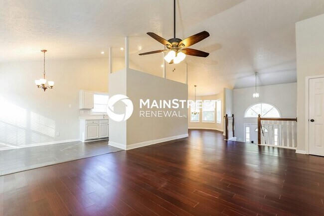 Building Photo - 4 Bedroom Pet-Friendly Home in JONESBORO, GA with Main Street Renewal