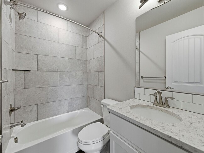 Building Photo - Excellent 3-Bedroom Home in Evans With Great Backyard & Attached Garage!