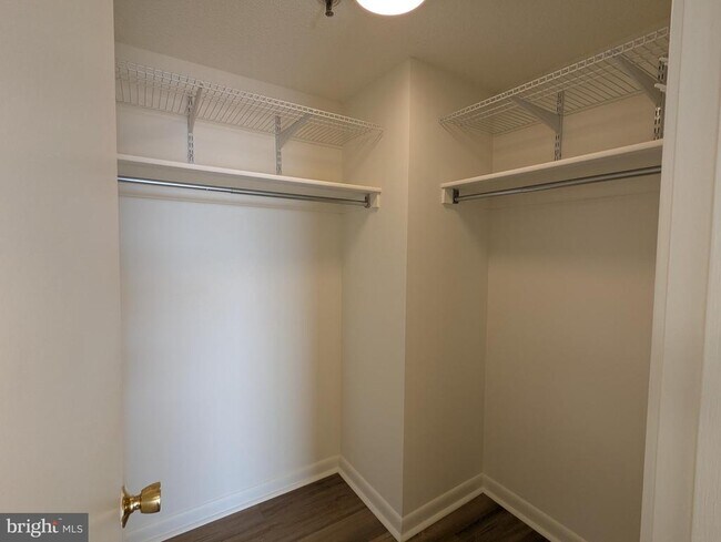 Building Photo - 3709 S George Mason Dr