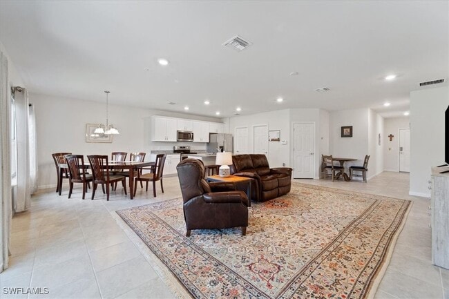 Building Photo - 4596 Lamaida Ln