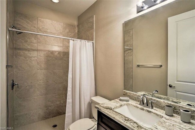 Building Photo - 421 SW 47th Terrace