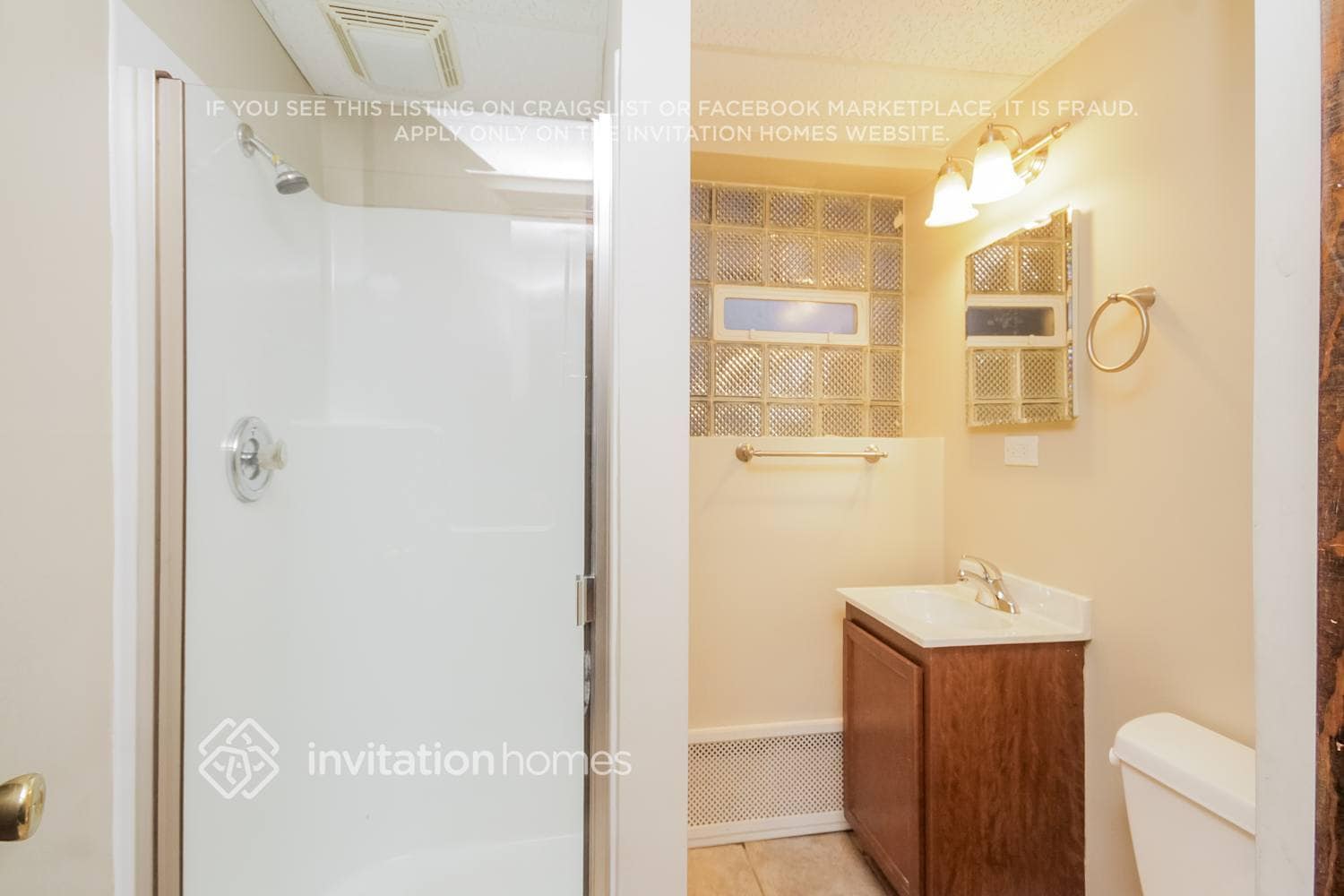 Building Photo - 129 E Central Ave