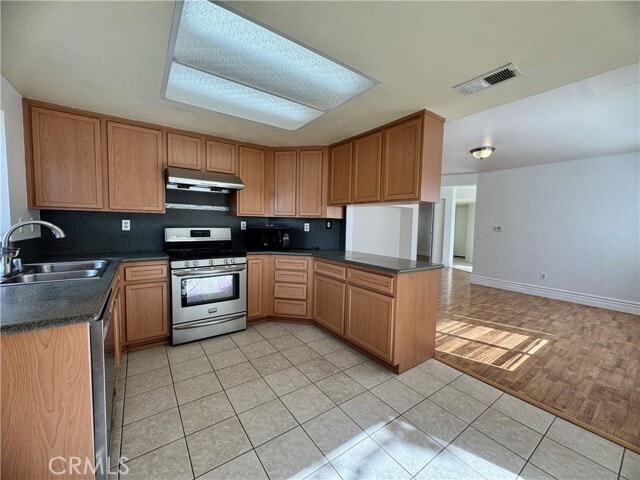 Building Photo - 6738 Wrangler Rd