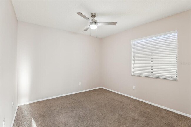 Building Photo - 118 Pinewood Cir