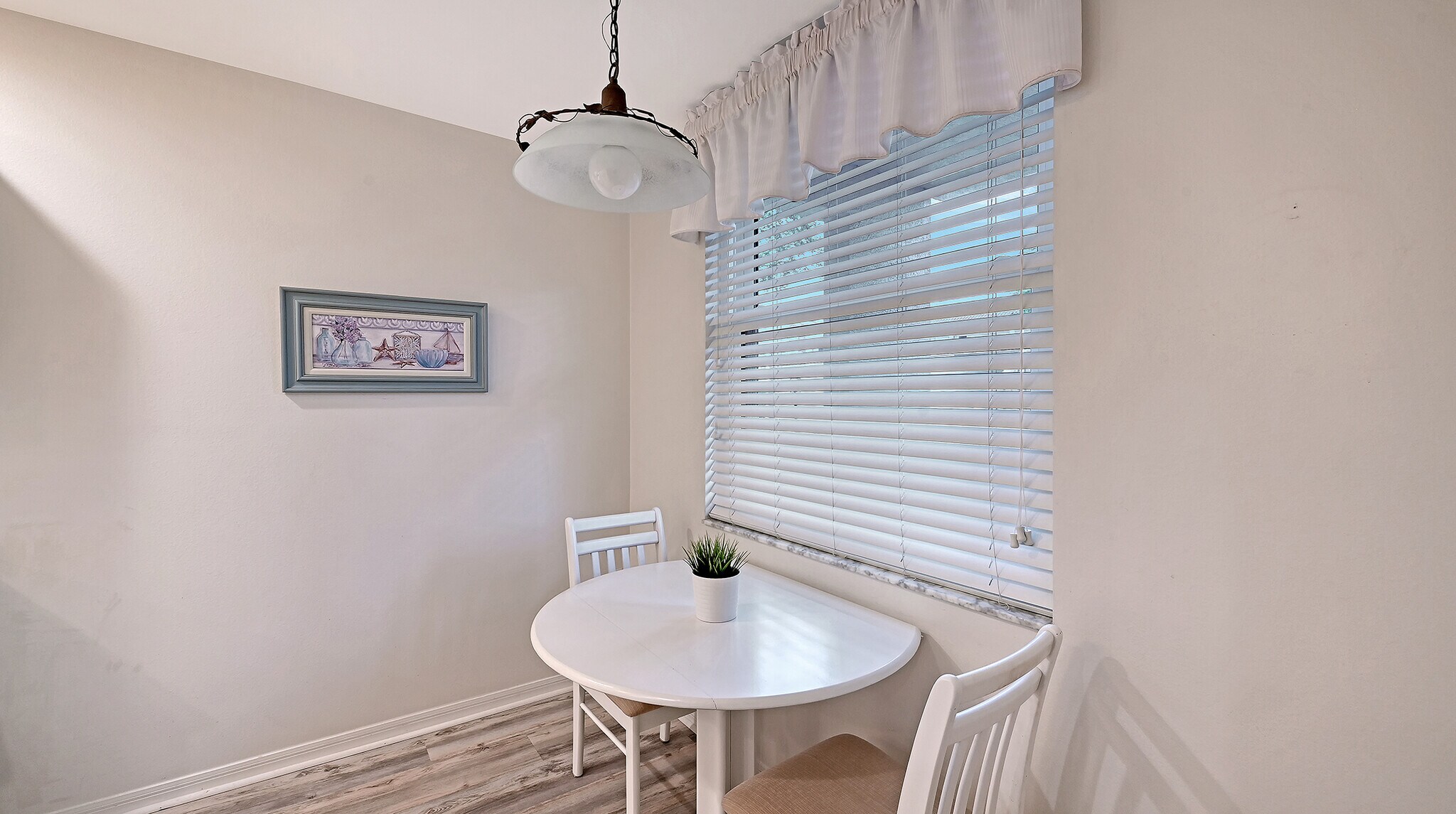 Building Photo - 8750 Olde Hickory Ave