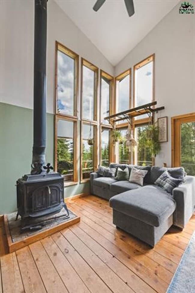 Building Photo - Charming 1-Bedroom Home on the Outskirts o...