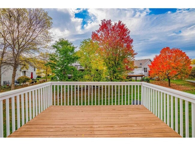 Building Photo - 916 Parkside Blvd