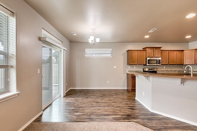 Building Photo - 10268 W Shelborne Dr