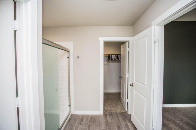 Building Photo - 4717 126th St